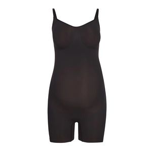 SKIMS MATERNITY SCULPTING BODYSUIT MID THIGH